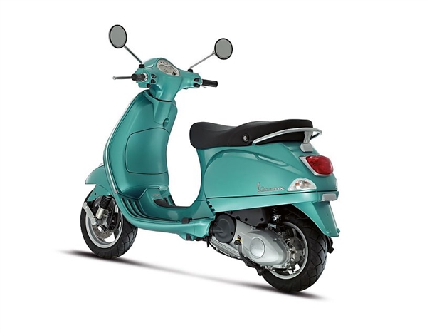 多看两眼就想买买买 Vespa LX摩托车