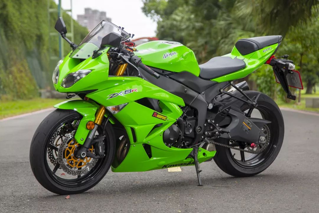 身高不是障碍-女骑士的Kawasaki ZX-6R_摩友天地_资讯中心_全球摩托车网 